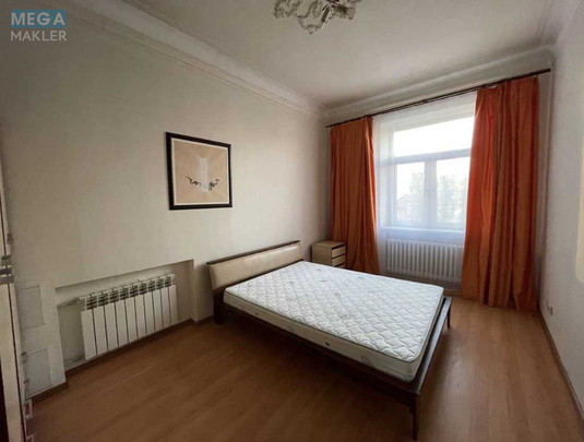 Продаж 4 кімнатної квартири (90/68/8), 6 пов. 6 пов. будинку, <a class="location-link" href="/kiev/" title="Недвижимость Київ">Київ</a>, <a class="location-link" href="/kiev/shevchenkovskij/" title="Недвижимость Шевченківський район">Шевченківський р-н</a>, Тараса Шевченко бульв., 58 (изображение 6)