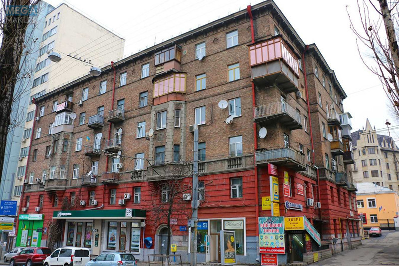 Продаж 4 кімнатної квартири (90/68/8), 6 пов. 6 пов. будинку, <a class="location-link" href="/kiev/" title="Недвижимость Київ">Київ</a>, <a class="location-link" href="/kiev/shevchenkovskij/" title="Недвижимость Шевченківський район">Шевченківський р-н</a>, Тараса Шевченко бульв., 58 (изображение 8)