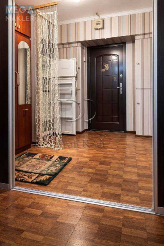 Продаж 1 кімнатної квартири (20/18/1), 5 пов. 5 пов. будинку, <a class="location-link" href="/kiev/" title="Недвижимость Київ">Київ</a>, <a class="location-link" href="/kiev/svyatoshinskij/" title="Недвижимость Святошинський район">Святошинський р-н</a>, Туполєва Академіка вулиця, 5Б (изображение 3)