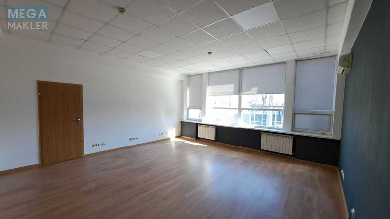 Оренда комерційної нерухомості, 66&nbsp;кв.м, под офис, <a class="location-link" href="/kiev/" title="Недвижимость Київ">Київ</a>, <a class="location-link" href="/kiev/dneprovskij/" title="Недвижимость Дніпровський район">Дніпровський р-н</a>, Евгения Сверстюка ул., 11Б (изображение 2)