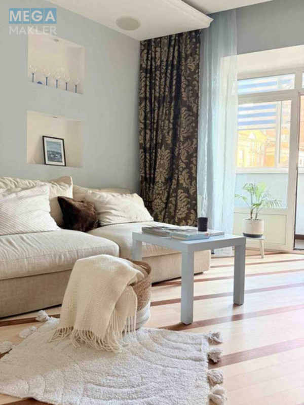 Продаж 2 кімнатної квартири (76/37/13), 4 пов. 21 пов. будинку, <a class="location-link" href="/kiev/" title="Недвижимость Київ">Київ</a>, <a class="location-link" href="/kiev/shevchenkovskij/" title="Недвижимость Шевченківський район">Шевченківський р-н</a>, Вячеслава Чорновола вул., 25 (изображение 2)