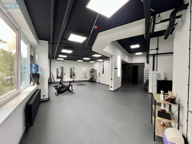 Продаж комерційної нерухомості, 153,40&nbsp;кв.м, под офис, <a class="location-link" href="/kiev/" title="Недвижимость Київ">Київ</a>, <a class="location-link" href="/kiev/solomenskij/" title="Недвижимость Солом'янський район">Солом'янський р-н</a>, Кудряшова ул., 18А (изображение 4)