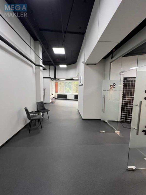 Продаж комерційної нерухомості, 153,40&nbsp;кв.м, под офис, <a class="location-link" href="/kiev/" title="Недвижимость Київ">Київ</a>, <a class="location-link" href="/kiev/solomenskij/" title="Недвижимость Солом'янський район">Солом'янський р-н</a>, Кудряшова ул., 18А (изображение 9)