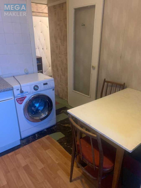 Оренда 2 кімнатної квартири, <a class="location-link" href="/kiev/" title="Недвижимость Київ">Київ</a>, <a class="location-link" href="/kiev/solomenskij/" title="Недвижимость Солом'янський район">Солом'янський р-н</a>, Металлистов пер., 1 (изображение 2)