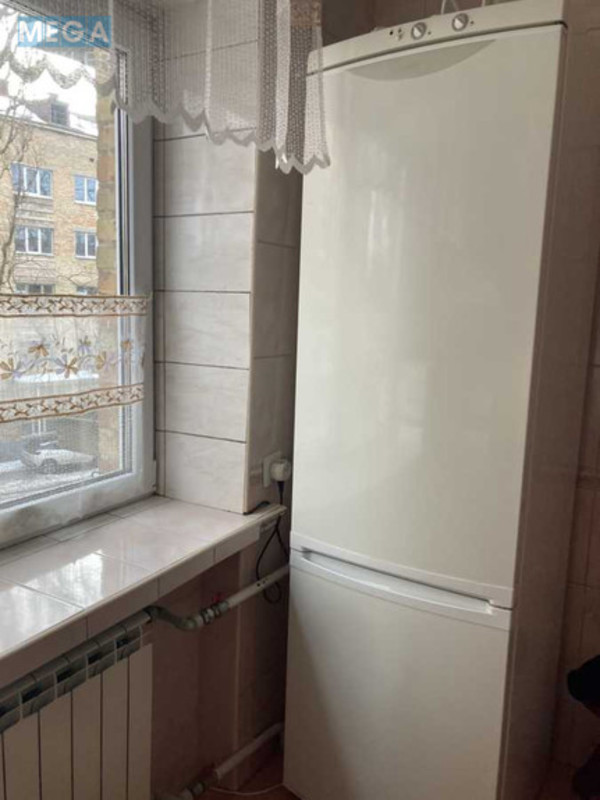 Оренда 2 кімнатної квартири, <a class="location-link" href="/kiev/" title="Недвижимость Київ">Київ</a>, <a class="location-link" href="/kiev/solomenskij/" title="Недвижимость Солом'янський район">Солом'янський р-н</a>, Златопольская ул., 4 (изображение 5)