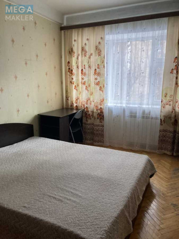 Оренда 2 кімнатної квартири, <a class="location-link" href="/kiev/" title="Недвижимость Київ">Київ</a>, <a class="location-link" href="/kiev/solomenskij/" title="Недвижимость Солом'янський район">Солом'янський р-н</a>, Златопольская ул., 4 (изображение 10)