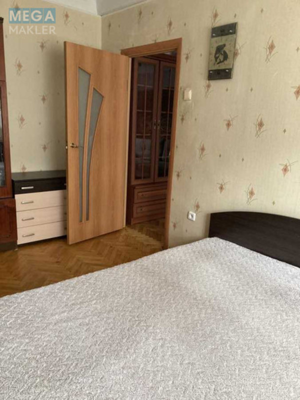 Оренда 2 кімнатної квартири, <a class="location-link" href="/kiev/" title="Недвижимость Київ">Київ</a>, <a class="location-link" href="/kiev/solomenskij/" title="Недвижимость Солом'янський район">Солом'янський р-н</a>, Златопольская ул., 4 (изображение 12)