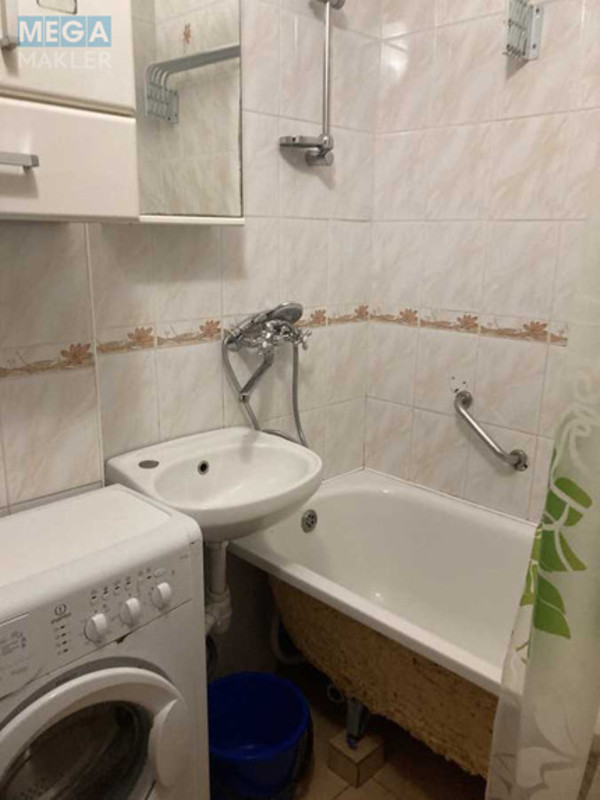 Оренда 2 кімнатної квартири, <a class="location-link" href="/kiev/" title="Недвижимость Київ">Київ</a>, <a class="location-link" href="/kiev/solomenskij/" title="Недвижимость Солом'янський район">Солом'янський р-н</a>, Златопольская ул., 4 (изображение 14)