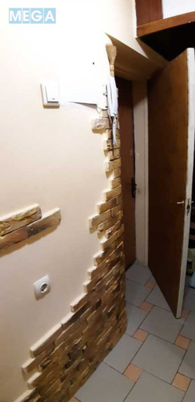 Оренда 2 кімнатної квартири, <a class="location-link" href="/kiev/" title="Недвижимость Київ">Київ</a>, <a class="location-link" href="/kiev/solomenskij/" title="Недвижимость Солом'янський район">Солом'янський р-н</a>, Златопольская ул., 4 (изображение 17)