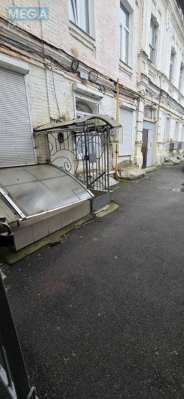 Оренда комерційної нерухомості, 18&nbsp;кв.м, под офис, <a class="location-link" href="/kiev/" title="Недвижимость Київ">Київ</a>, <a class="location-link" href="/kiev/podolskij/" title="Недвижимость Подільський район">Подільський р-н</a>, Григория Сковороды ул., 7 (изображение 4)