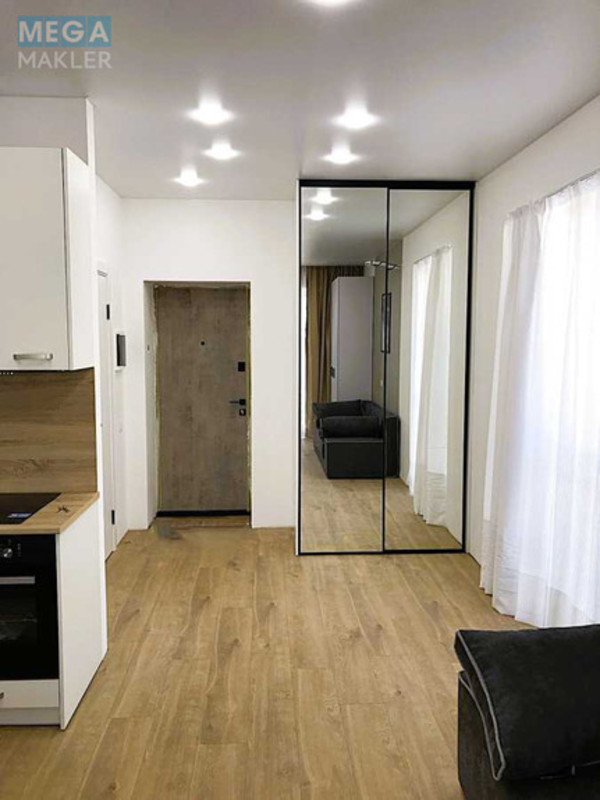 Продаж 1 кімнатної квартири (32/17/6,5), 3 пов. 5 пов. будинку, <a class="location-link" href="/kiev/" title="Недвижимость Київ">Київ</a>, <a class="location-link" href="/kiev/svyatoshinskij/" title="Недвижимость Святошинський район">Святошинський р-н</a>, Обухівська вул., 91 (изображение 2)