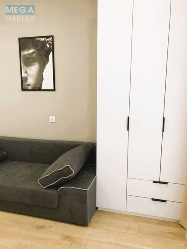 Продаж 1 кімнатної квартири (32/17/6,5), 3 пов. 5 пов. будинку, <a class="location-link" href="/kiev/" title="Недвижимость Київ">Київ</a>, <a class="location-link" href="/kiev/svyatoshinskij/" title="Недвижимость Святошинський район">Святошинський р-н</a>, Обухівська вул., 91 (изображение 5)