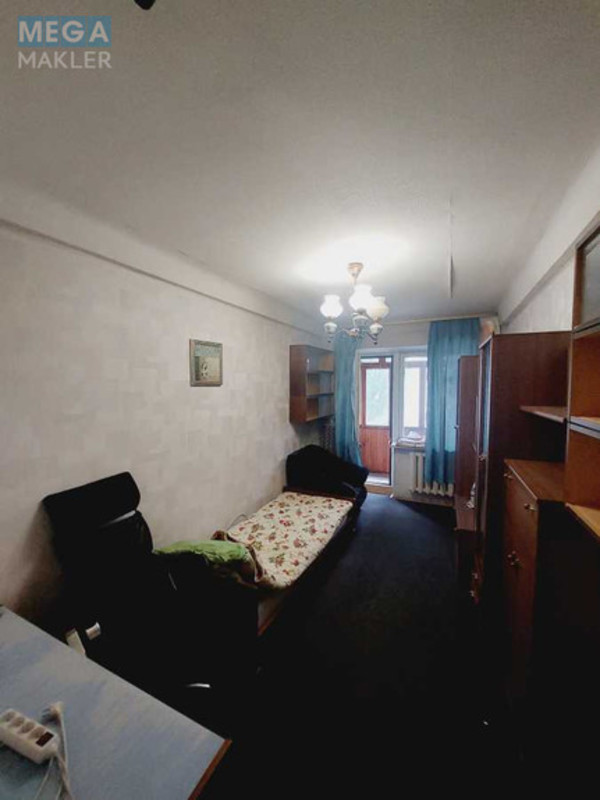 Оренда 2 кімнатної квартири, <a class="location-link" href="/kiev/" title="Недвижимость Київ">Київ</a>, <a class="location-link" href="/kiev/pecherskij/" title="Недвижимость Печерський район">Печерський р-н</a>, Академика Филатова ул., 1/22 (изображение 4)