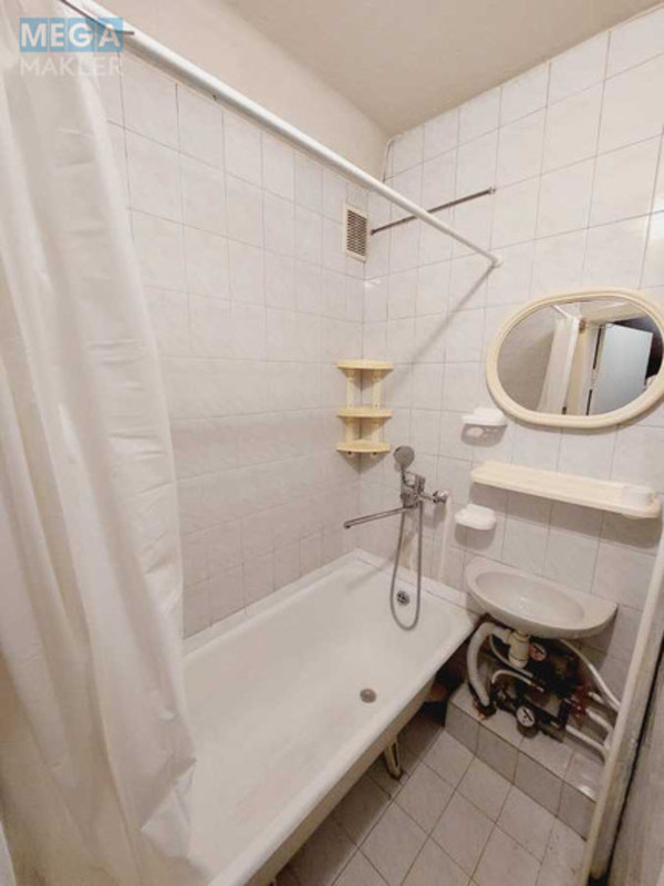 Оренда 2 кімнатної квартири, <a class="location-link" href="/kiev/" title="Недвижимость Київ">Київ</a>, <a class="location-link" href="/kiev/pecherskij/" title="Недвижимость Печерський район">Печерський р-н</a>, Академика Филатова ул., 1/22 (изображение 6)