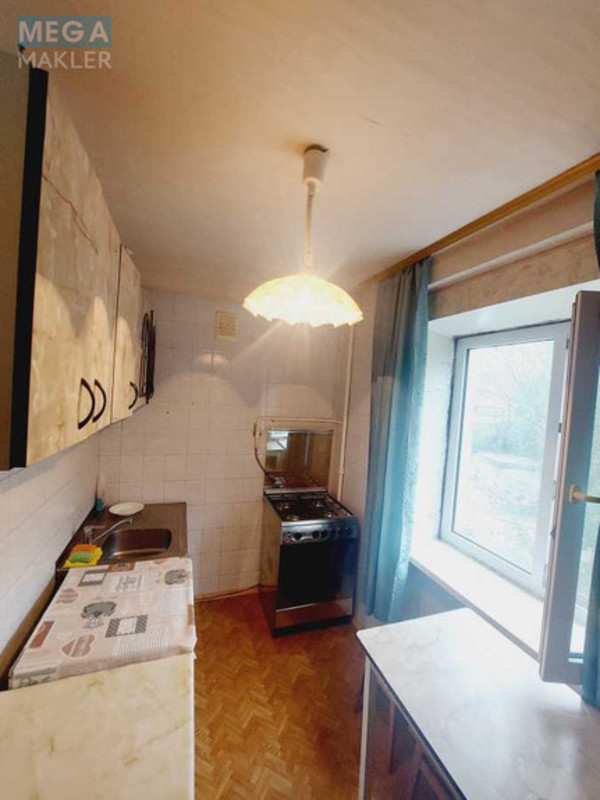 Оренда 2 кімнатної квартири, <a class="location-link" href="/kiev/" title="Недвижимость Київ">Київ</a>, <a class="location-link" href="/kiev/pecherskij/" title="Недвижимость Печерський район">Печерський р-н</a>, Академика Филатова ул., 1/22 (изображение 8)