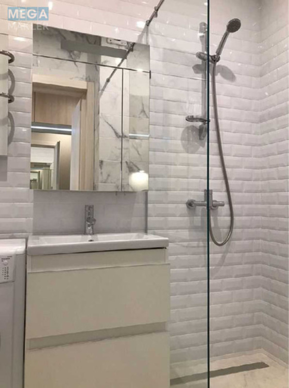 Оренда 1 кімнатної квартири, <a class="location-link" href="/kiev/" title="Недвижимость Київ">Київ</a>, <a class="location-link" href="/kiev/goloseevskij/" title="Недвижимость Голосіївський район">Голосіївський р-н</a>, Велика Васильківська вул., 100 (изображение 13)