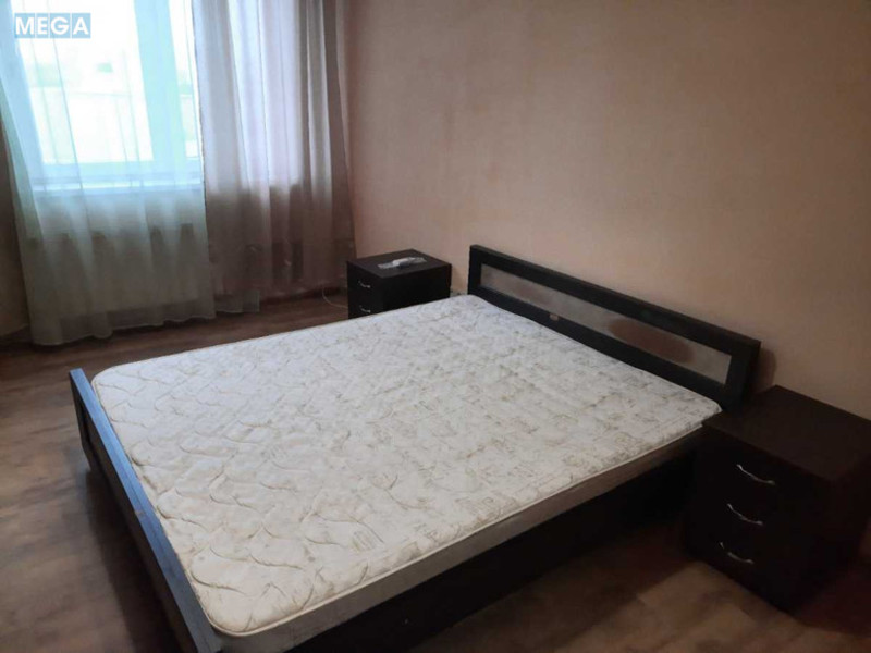 Оренда 2 кімнатної квартири, <a class="location-link" href="/kiev/" title="Недвижимость Київ">Київ</a>, <a class="location-link" href="/kiev/dneprovskij/" title="Недвижимость Дніпровський район">Дніпровський р-н</a>, Митрополита Андрея Шептицького вул., 10 (изображение 4)