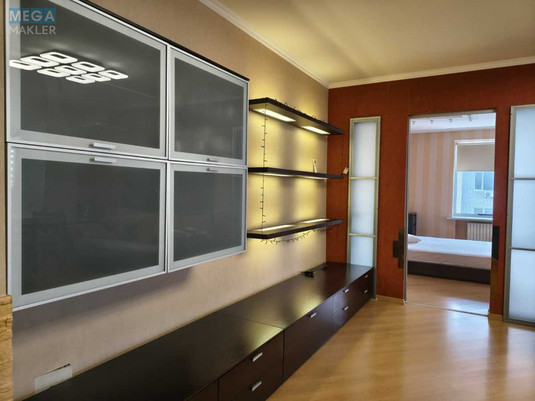 Оренда 2 кімнатної квартири, <a class="location-link" href="/dnepropetrovsk/" title="Недвижимость Дніпра">Дніпро</a>, Суворова, 14 (изображение 2)