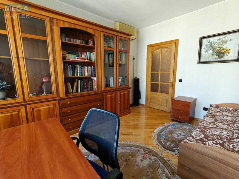 Оренда 3 кімнатної квартири, <a class="location-link" href="/kiev/" title="Недвижимость Київ">Київ</a>, <a class="location-link" href="/kiev/pecherskij/" title="Недвижимость Печерський район">Печерський р-н</a>, Лесі Українки бульв., 21а (изображение 14)