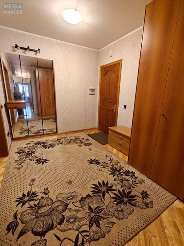 Оренда 3 кімнатної квартири, <a class="location-link" href="/kiev/" title="Недвижимость Київ">Київ</a>, <a class="location-link" href="/kiev/pecherskij/" title="Недвижимость Печерський район">Печерський р-н</a>, Лесі Українки бульв., 21а (изображение 19)