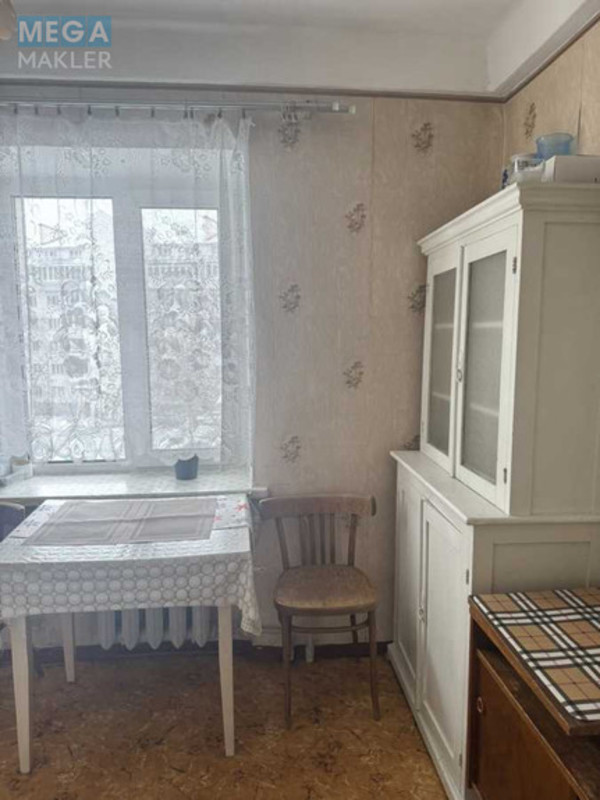 Оренда 1 кімнатної квартири, <a class="location-link" href="/kiev/" title="Недвижимость Київ">Київ</a>, <a class="location-link" href="/kiev/goloseevskij/" title="Недвижимость Голосіївський район">Голосіївський р-н</a>, Володі Дубініна вул., 14 (изображение 4)