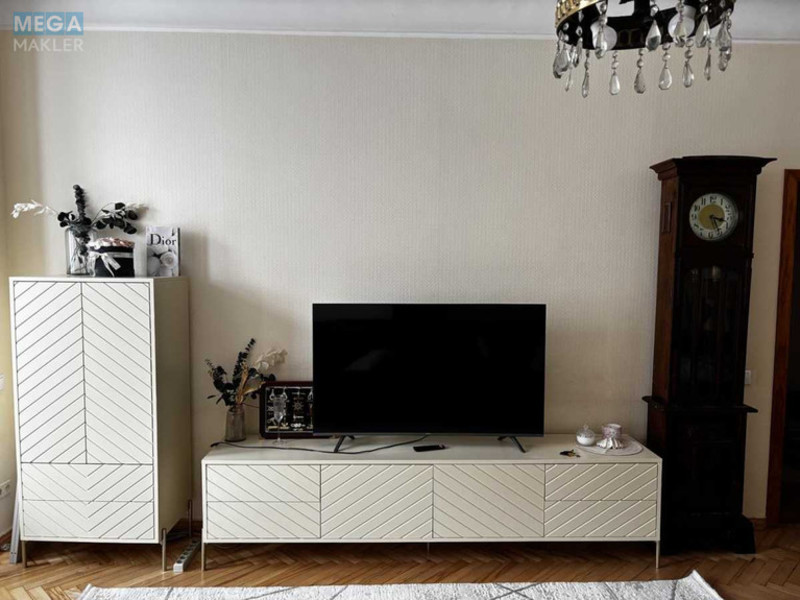 Оренда 2 кімнатної квартири, <a class="location-link" href="/kiev/" title="Недвижимость Київ">Київ</a>, <a class="location-link" href="/kiev/pecherskij/" title="Недвижимость Печерський район">Печерський р-н</a>, Кропивницкого ул., 18 (изображение 4)