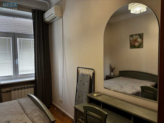 Оренда 2 кімнатної квартири, <a class="location-link" href="/kiev/" title="Недвижимость Київ">Київ</a>, <a class="location-link" href="/kiev/pecherskij/" title="Недвижимость Печерський район">Печерський р-н</a>, Кропивницкого ул., 18 (изображение 8)