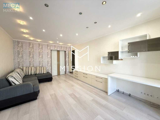 Продаж 3 кімнатної квартири (102/58,5/18,9), 2 пов. 13 пов. будинку, <a class="location-link" href="/kiev/" title="Недвижимость Київ">Київ</a>, <a class="location-link" href="/kiev/goloseevskij/" title="Недвижимость Голосіївський район">Голосіївський р-н</a>, Михайла Ломоносова вул., 54А (изображение 3)