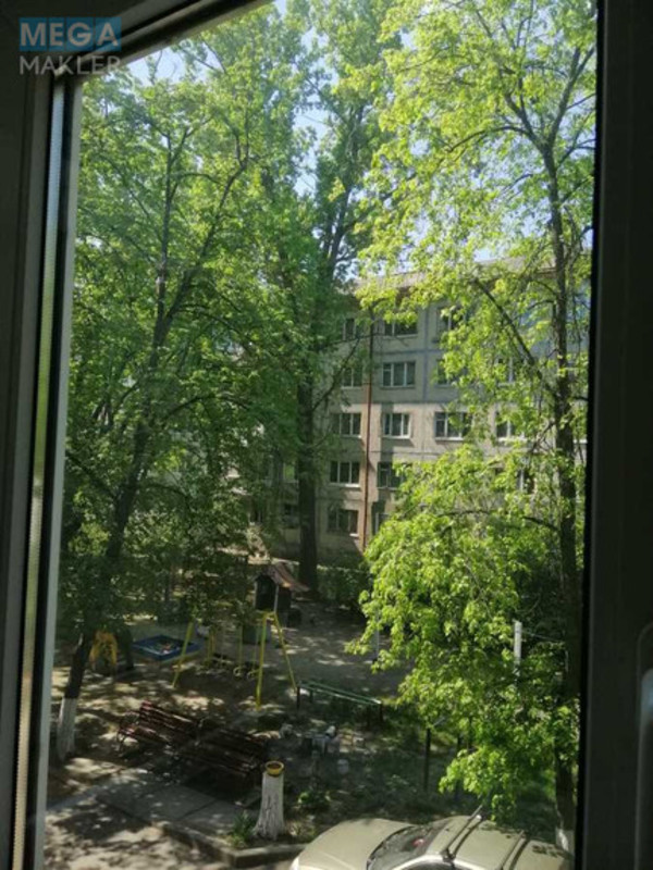 Продаж 2 кімнатної квартири (48/29/8), 2 пов. 5 пов. будинку, <a class="location-link" href="/kiev/" title="Недвижимость Київ">Київ</a>, <a class="location-link" href="/kiev/shevchenkovskij/" title="Недвижимость Шевченківський район">Шевченківський р-н</a>, Саратовська вул., 53/51 (изображение 12)