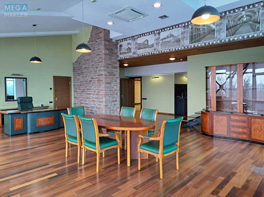 Оренда комерційної нерухомості, 900&nbsp;кв.м, под офис, <a class="location-link" href="/kiev/" title="Недвижимость Київ">Київ</a>, <a class="location-link" href="/kiev/pecherskij/" title="Недвижимость Печерський район">Печерський р-н</a>, Лейпцизька вул., 3А (изображение 3)