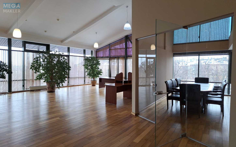 Оренда комерційної нерухомості, 900&nbsp;кв.м, под офис, <a class="location-link" href="/kiev/" title="Недвижимость Київ">Київ</a>, <a class="location-link" href="/kiev/pecherskij/" title="Недвижимость Печерський район">Печерський р-н</a>, Лейпцизька вул., 3А (изображение 11)