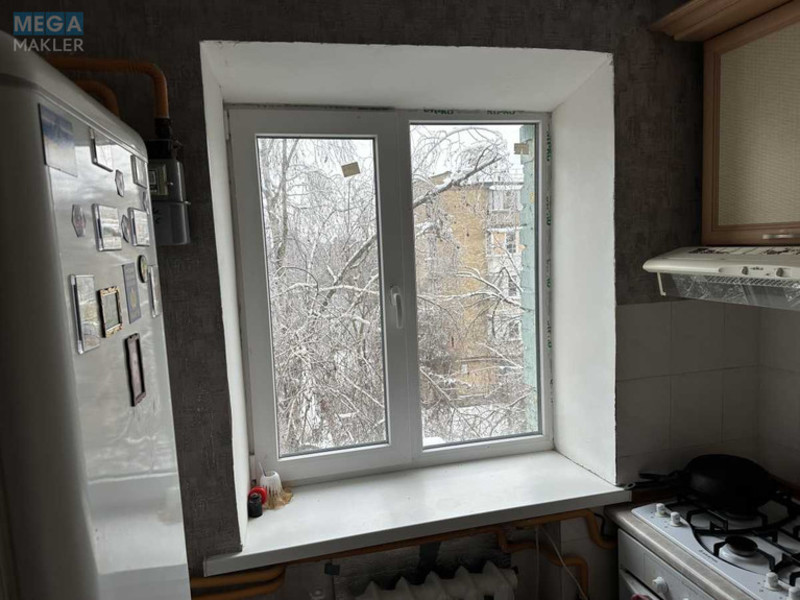 Оренда 2 кімнатної квартири, <a class="location-link" href="/kiev/" title="Недвижимость Київ">Київ</a>, <a class="location-link" href="/kiev/solomenskij/" title="Недвижимость Солом'янський район">Солом'янський р-н</a>, Миколи Шепелєва вул., 4 (изображение 10)