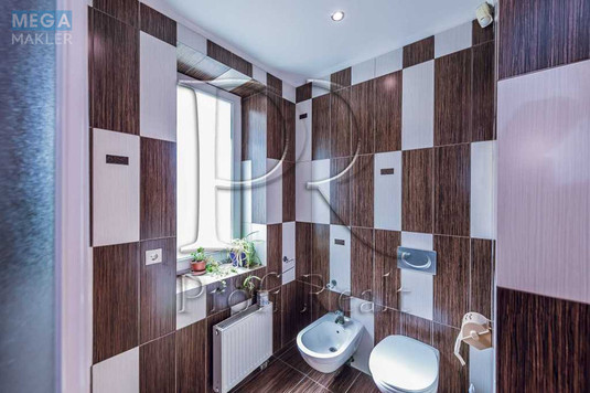 Продаж окремої будівлі/побудови, 150&nbsp;кв.м, <a class="location-link" href="/kiev/" title="Недвижимость Київ">Київ</a>, <a class="location-link" href="/kiev/shevchenkovskij/" title="Недвижимость Шевченківський район">Шевченківський р-н</a>, Салютна вул., 1Б (изображение 17)