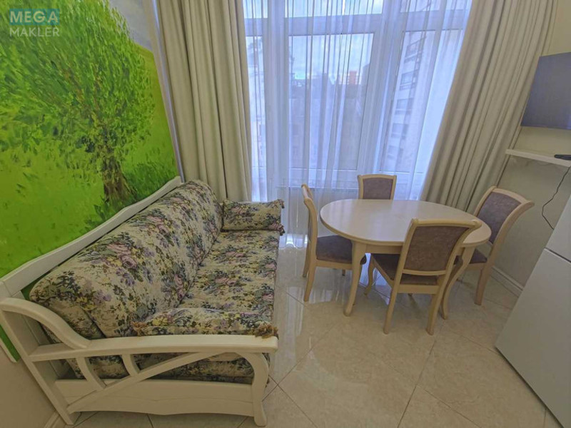 Оренда 1 кімнатної квартири, <a class="location-link" href="/kiev/" title="Недвижимость Київ">Київ</a>, <a class="location-link" href="/kiev/shevchenkovskij/" title="Недвижимость Шевченківський район">Шевченківський р-н</a>, Дмитриевская ул., 82 (изображение 4)