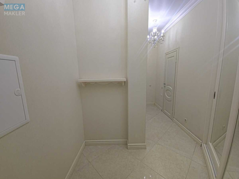 Оренда 1 кімнатної квартири, <a class="location-link" href="/kiev/" title="Недвижимость Київ">Київ</a>, <a class="location-link" href="/kiev/shevchenkovskij/" title="Недвижимость Шевченківський район">Шевченківський р-н</a>, Дмитриевская ул., 82 (изображение 13)