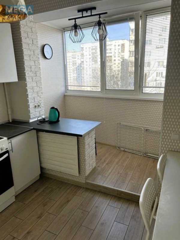 Оренда 1 кімнатної квартири, <a class="location-link" href="/kiev/" title="Недвижимость Київ">Київ</a>, <a class="location-link" href="/kiev/solomenskij/" title="Недвижимость Солом'янський район">Солом'янський р-н</a>, Митрополита Василя Липківського вул., 28 (изображение 3)