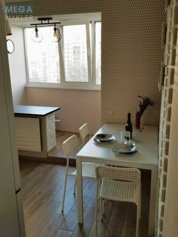 Оренда 1 кімнатної квартири, <a class="location-link" href="/kiev/" title="Недвижимость Київ">Київ</a>, <a class="location-link" href="/kiev/solomenskij/" title="Недвижимость Солом'янський район">Солом'янський р-н</a>, Митрополита Василя Липківського вул., 28 (изображение 5)