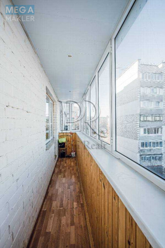 Продаж 3 кімнатної квартири (73/46/14), 6 пов. 9 пов. будинку, <a class="location-link" href="/brovary/" title="Недвижимость Бровари">Бровари</a>, Героев УПА улица, 7А (изображение 16)