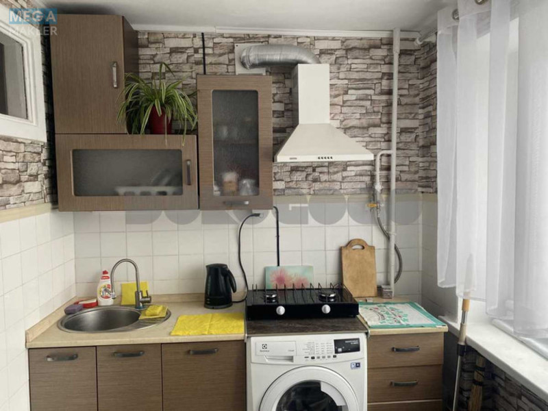 Оренда 1 кімнатної квартири, <a class="location-link" href="/kiev/" title="Недвижимость Київ">Київ</a>, <a class="location-link" href="/kiev/pecherskij/" title="Недвижимость Печерський район">Печерський р-н</a>, Дружби Народів бульв., 10а (изображение 8)