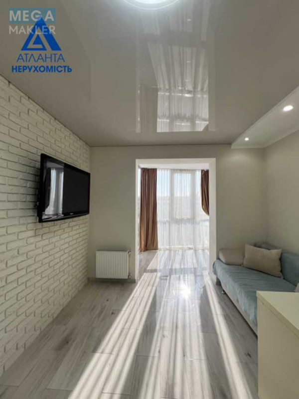 Продаж 1 кімнатної квартири (61/19/25), 8 пов. 12 пов. будинку, <a class="location-link" href="/lutsk/" title="Недвижимость Луцьк">Луцьк</a>, Рівненська, 25 (изображение 2)