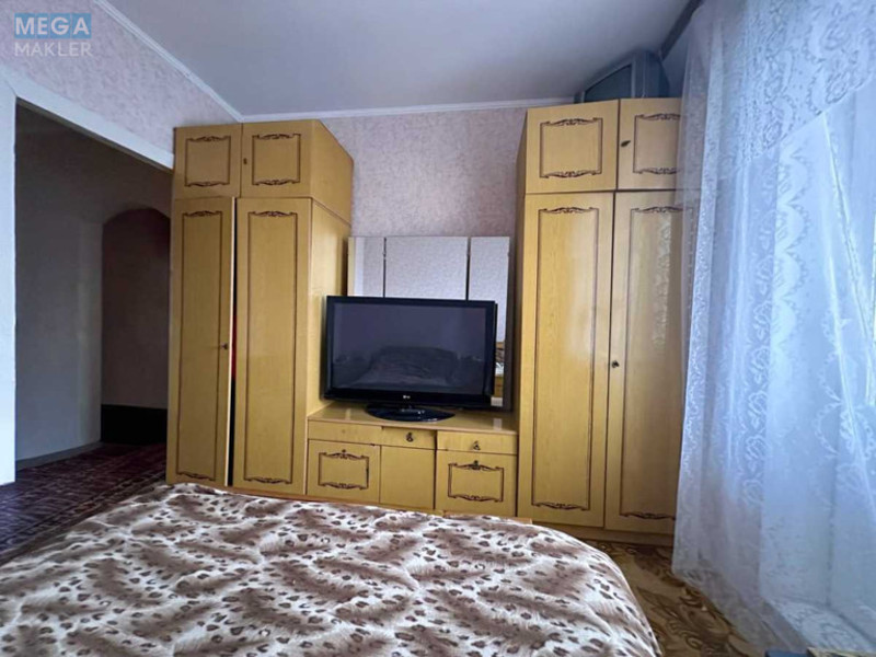 Продаж 3 кімнатної квартири (70/40/8), 6 пов. 9 пов. будинку, <a class="location-link" href="/kiev/" title="Недвижимость Київ">Київ</a>, <a class="location-link" href="/kiev/darnickij/" title="Недвижимость Дарницький район">Дарницький р-н</a>, Здолбунівська вул., 7а (изображение 6)