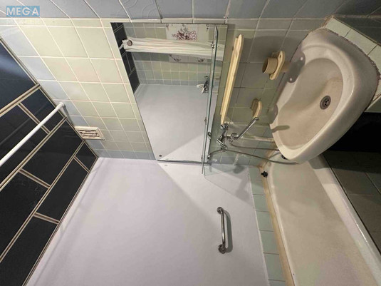 Продаж 3 кімнатної квартири (70/40/8), 6 пов. 9 пов. будинку, <a class="location-link" href="/kiev/" title="Недвижимость Київ">Київ</a>, <a class="location-link" href="/kiev/darnickij/" title="Недвижимость Дарницький район">Дарницький р-н</a>, Здолбунівська вул., 7а (изображение 15)