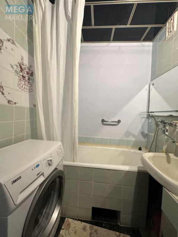 Продаж 3 кімнатної квартири (70/40/8), 6 пов. 9 пов. будинку, <a class="location-link" href="/kiev/" title="Недвижимость Київ">Київ</a>, <a class="location-link" href="/kiev/darnickij/" title="Недвижимость Дарницький район">Дарницький р-н</a>, Здолбунівська вул., 7а (изображение 16)