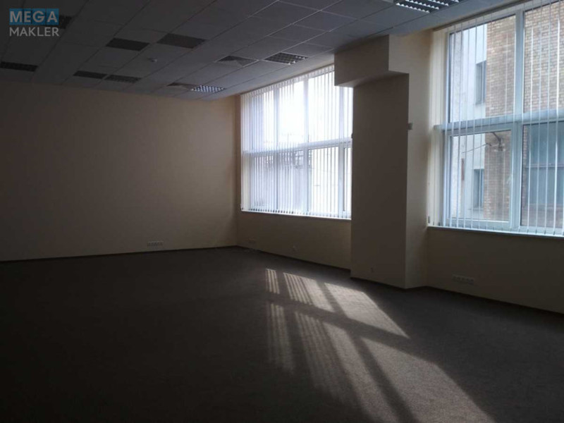 Оренда комерційної нерухомості, 76&nbsp;кв.м, под офис, <a class="location-link" href="/kiev/" title="Недвижимость Київ">Київ</a>, <a class="location-link" href="/kiev/shevchenkovskij/" title="Недвижимость Шевченківський район">Шевченківський р-н</a>, Шолуденка вул., 3 (изображение 3)