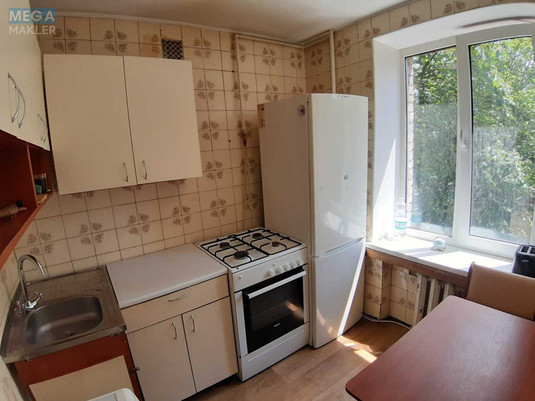 Оренда 1 кімнатної квартири, <a class="location-link" href="/kiev/" title="Недвижимость Київ">Київ</a>, <a class="location-link" href="/kiev/pecherskij/" title="Недвижимость Печерський район">Печерський р-н</a>, Дружбы Народов бульв., 8 (изображение 13)