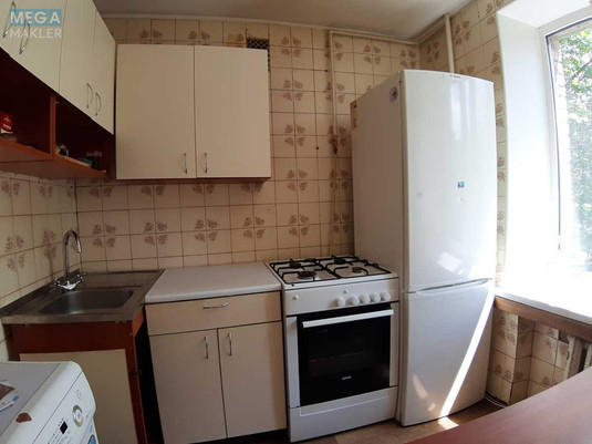 Оренда 1 кімнатної квартири, <a class="location-link" href="/kiev/" title="Недвижимость Київ">Київ</a>, <a class="location-link" href="/kiev/pecherskij/" title="Недвижимость Печерський район">Печерський р-н</a>, Дружбы Народов бульв., 8 (изображение 16)