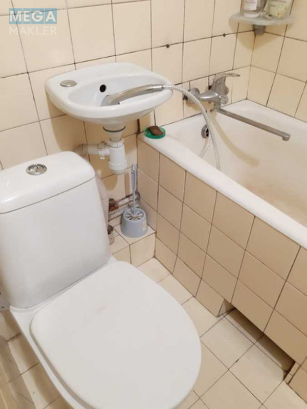 Оренда 1 кімнатної квартири, <a class="location-link" href="/kiev/" title="Недвижимость Київ">Київ</a>, <a class="location-link" href="/kiev/pecherskij/" title="Недвижимость Печерський район">Печерський р-н</a>, Дружбы Народов бульв., 8 (изображение 21)