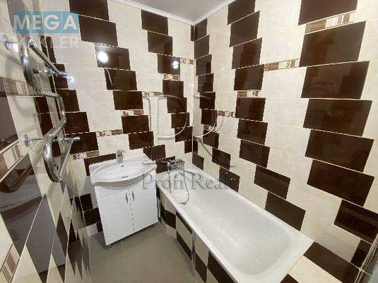 Продаж 2 кімнатної квартири (61/28/9), 23 пов. 24 пов. будинку, <a class="location-link" href="/kiev/" title="Недвижимость Київ">Київ</a>, <a class="location-link" href="/kiev/svyatoshinskij/" title="Недвижимость Святошинський район">Святошинський р-н</a>, Наумова Генерала вулиця, 66 (изображение 7)