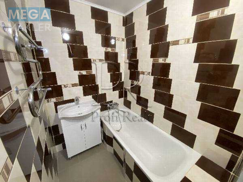 Продаж 2 кімнатної квартири (61/28/9), 23 пов. 24 пов. будинку, <a class="location-link" href="/kiev/" title="Недвижимость Київ">Київ</a>, <a class="location-link" href="/kiev/svyatoshinskij/" title="Недвижимость Святошинський район">Святошинський р-н</a>, Наумова Генерала вулиця, 66 (изображение 7)