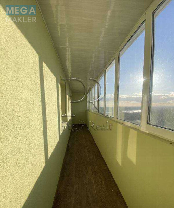 Продаж 2 кімнатної квартири (61/28/9), 23 пов. 24 пов. будинку, <a class="location-link" href="/kiev/" title="Недвижимость Київ">Київ</a>, <a class="location-link" href="/kiev/svyatoshinskij/" title="Недвижимость Святошинський район">Святошинський р-н</a>, Наумова Генерала вулиця, 66 (изображение 9)